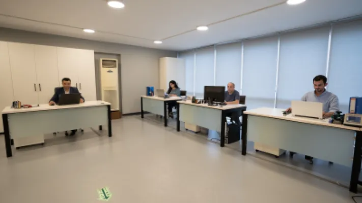 IMG_3EA9BA-651185-F939EC-C065A5-BBD29B-2F263F