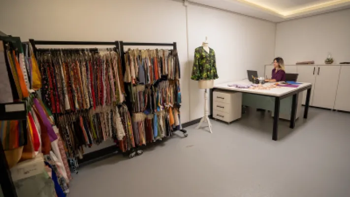 IMG_45033B-61C5EC-A38BD4-5302ED-E8B9A5-68ABE4