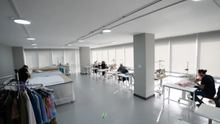 IMG_6433FF-6D4F80-E05030-E3CAF4-0E07ED-E3344F