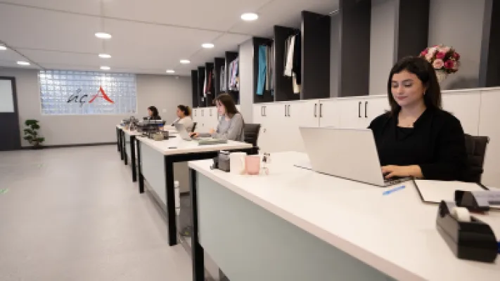 IMG_6A685E-8C0092-6077E8-192F48-C559F7-F922E7