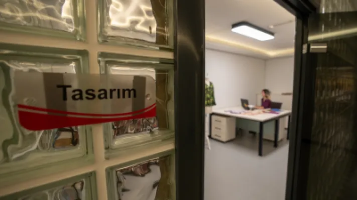 IMG_79D18F-44F99C-137F40-46B460-F753EA-095922