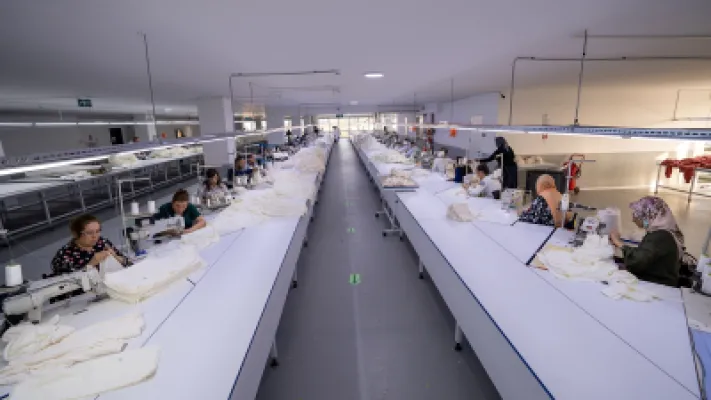 IMG_DBB26A-2366E8-0B3ABD-0793F4-A48B1C-ADAD4F